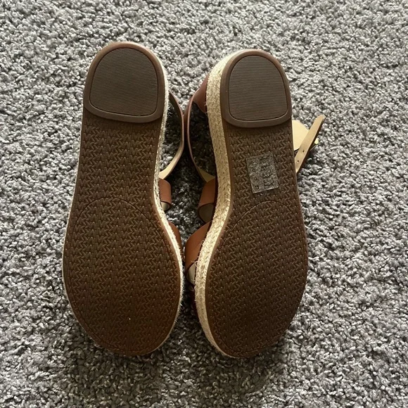 MICHAEL Michael Kors Brown Leather Espadrille Sandals - Picture 9 of 11